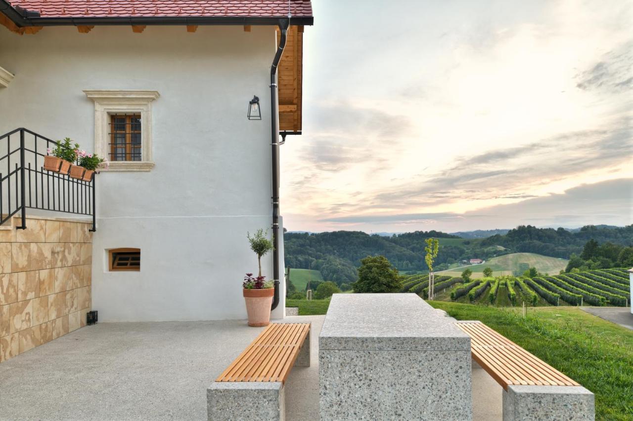Bed and Breakfast Hisa 1624 - Adults Only Zgornja Kungota Exterior foto